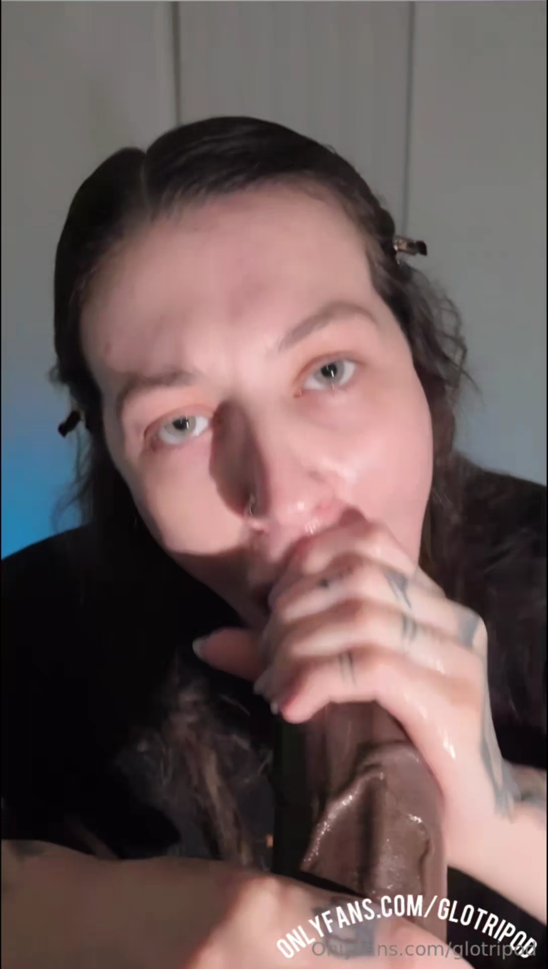 Biancasthroat brunette interracial