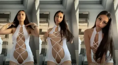 Bbyanni [ Onlyfans ] Leaked Boobs teasing