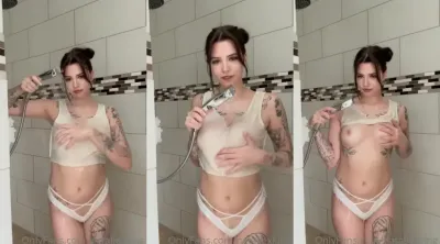 [PORNSCENES] Nataliexking Nude Show showering