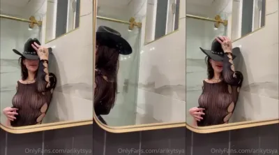 Arikytsya Leaks Cowgirl Masturbation In Bathroom