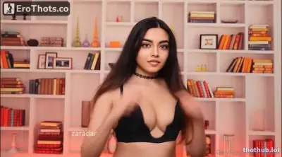 Zara Dar Nude video hot trendings